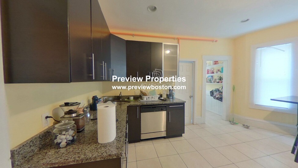 4 bed, 1 bath apartment for rent at 3147-3149 Washington St Unit 2P, Jamaica Plain