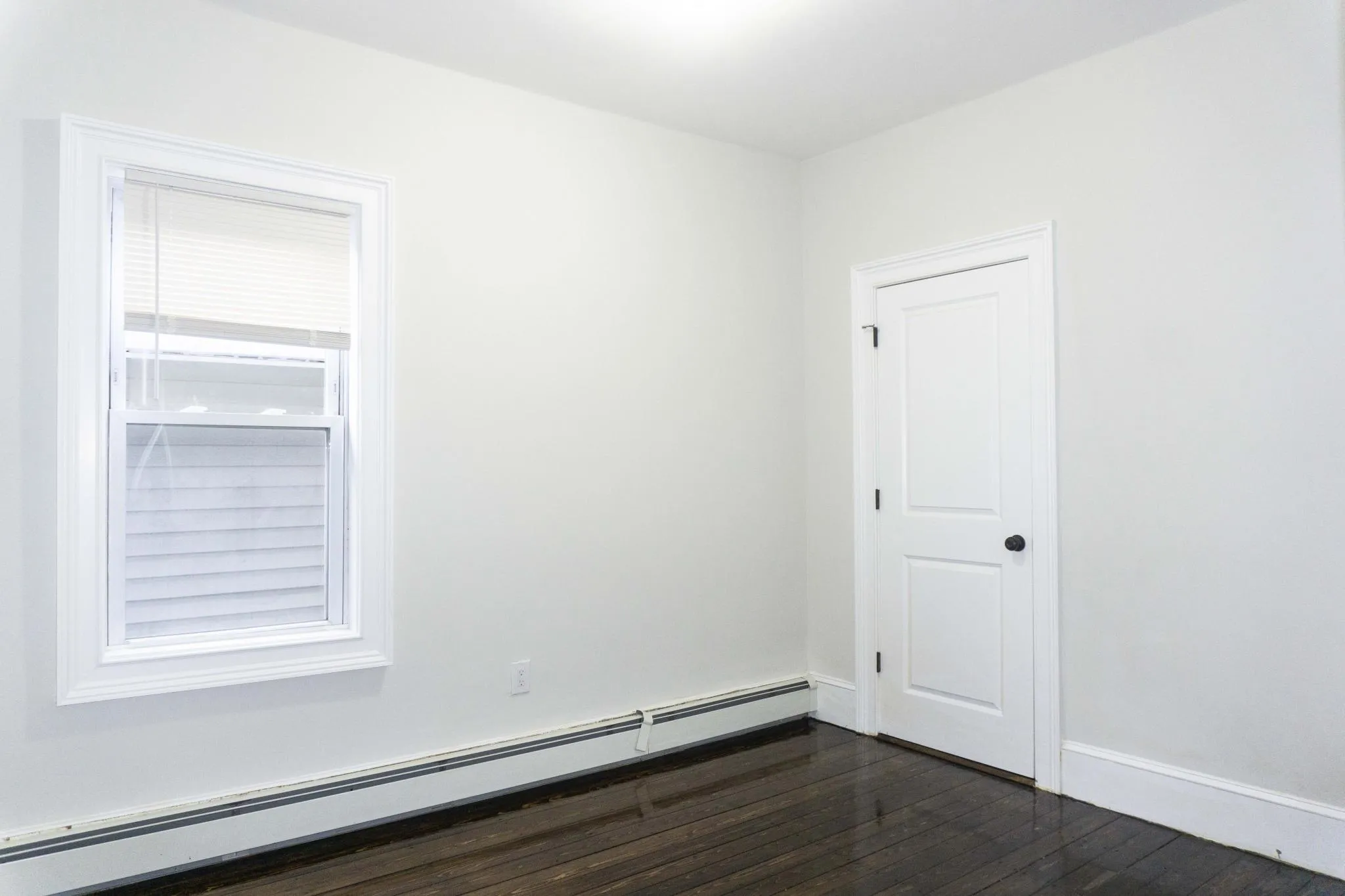 3 bed, 1 bath apartment for rent at 3147-3149 Washington St Unit 3, Jamaica Plain — photo 7 of 9