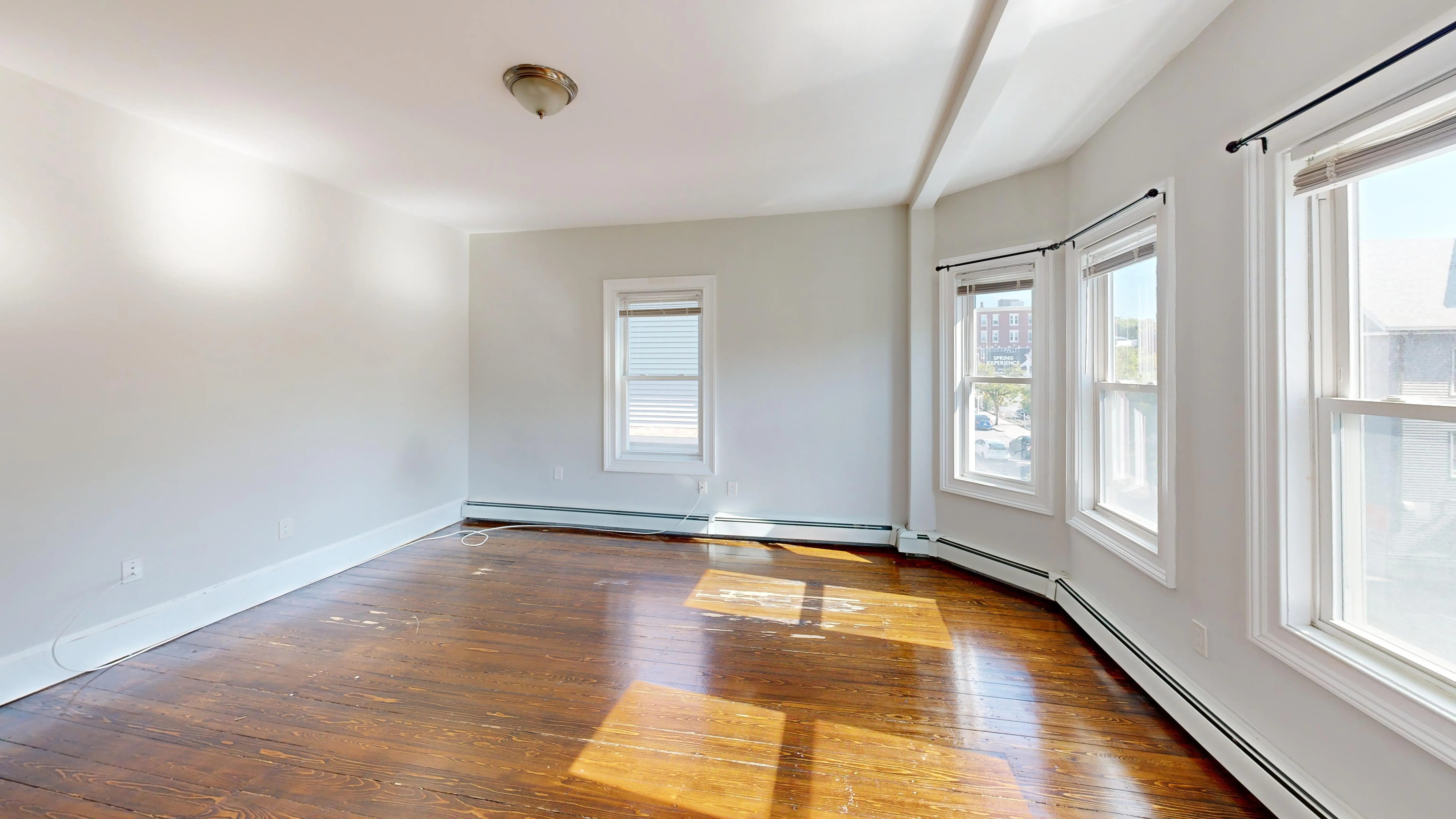 4 bed, 1 bath apartment for rent at 3147-3149 Washington St Unit 3, Jamaica Plain — photo 7 of 14