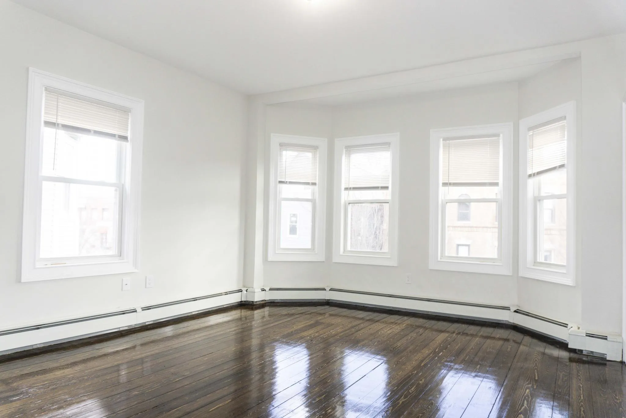 3 bed, 1 bath apartment for rent at 3147-3149 Washington St Unit 3, Jamaica Plain