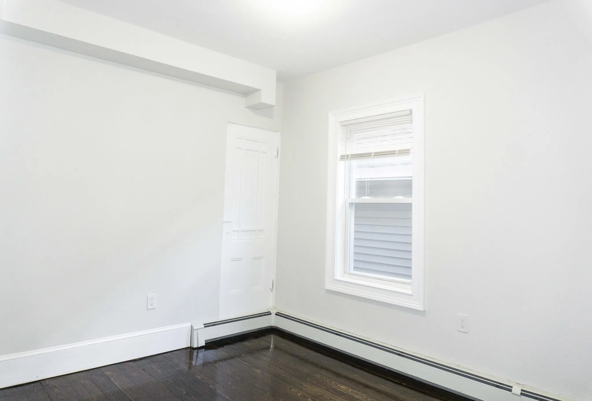 3 bed, 1 bath apartment for rent at 3147-3149 Washington St Unit 3, Jamaica Plain — photo 8 of 9