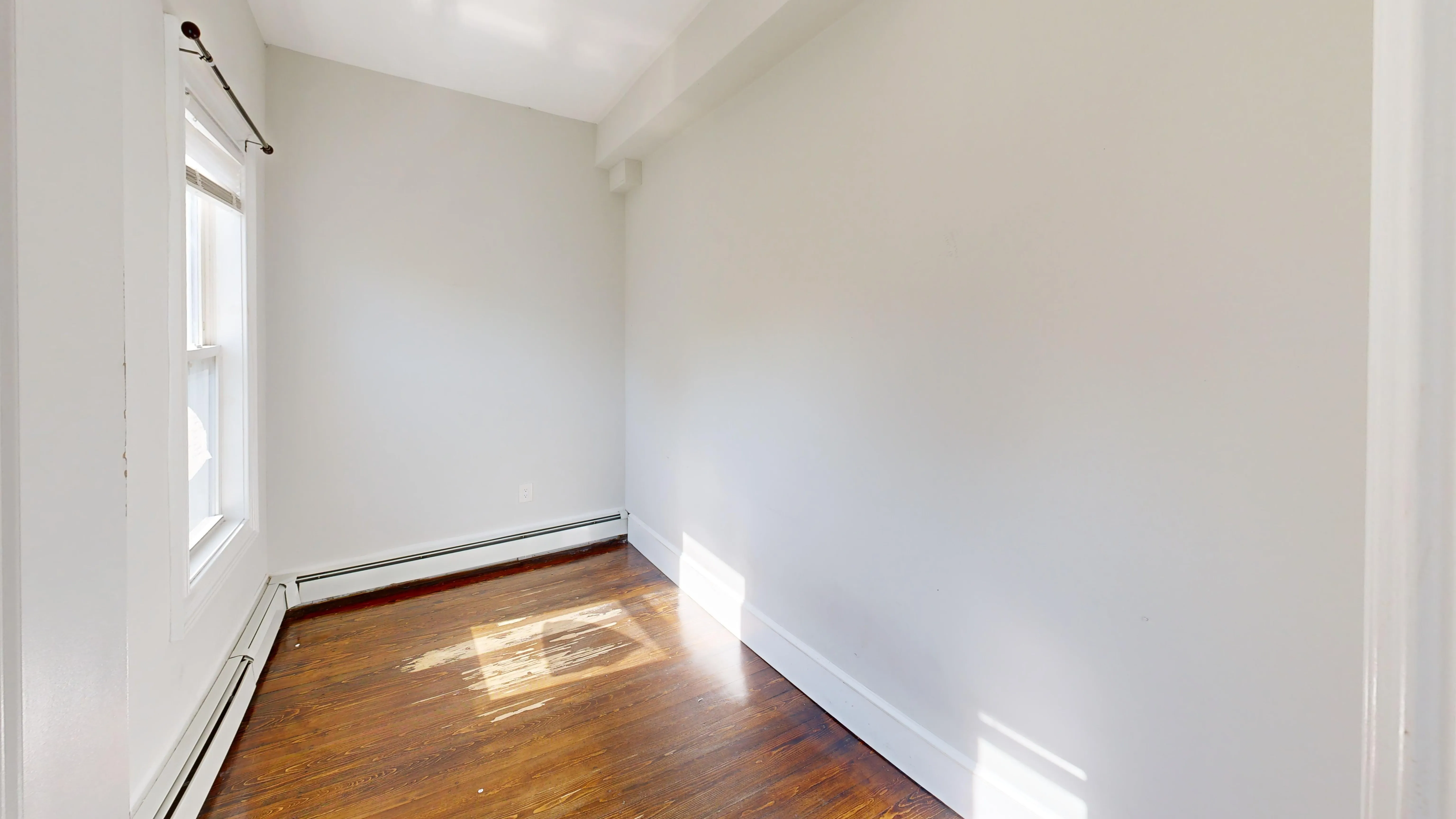 4 bed, 1 bath apartment for rent at 3147-3149 Washington St Unit 3, Jamaica Plain — photo 9 of 14