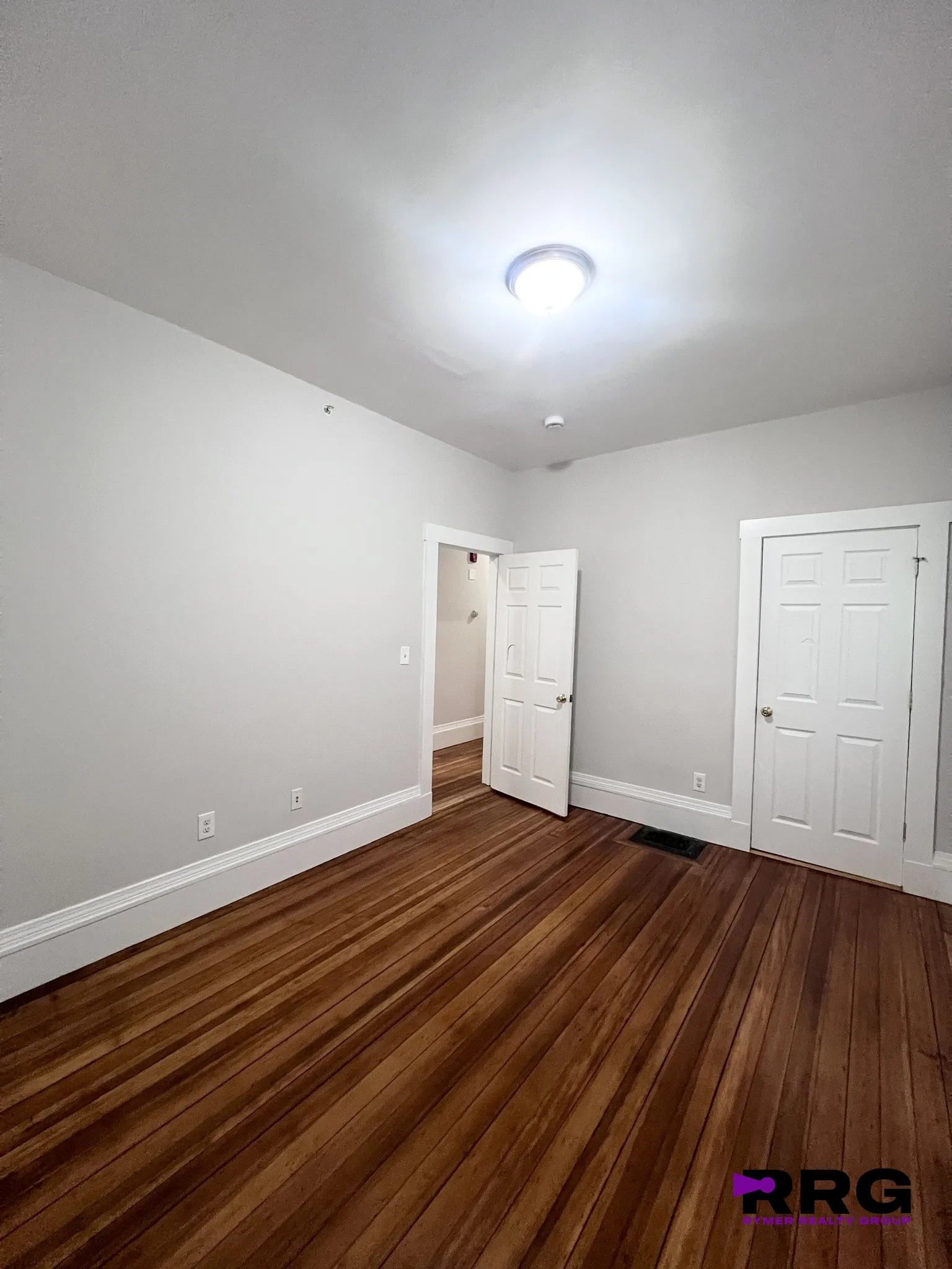 3 bed, 1 bath apartment for rent at 3147-3149 Washington St Unit 1, Jamaica Plain — photo 14 of 21