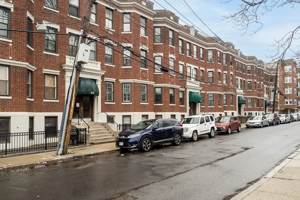 1 bed, 1 bath apartment for rent at 315 Allston St Unit 1, Brighton — photo 17 of 18