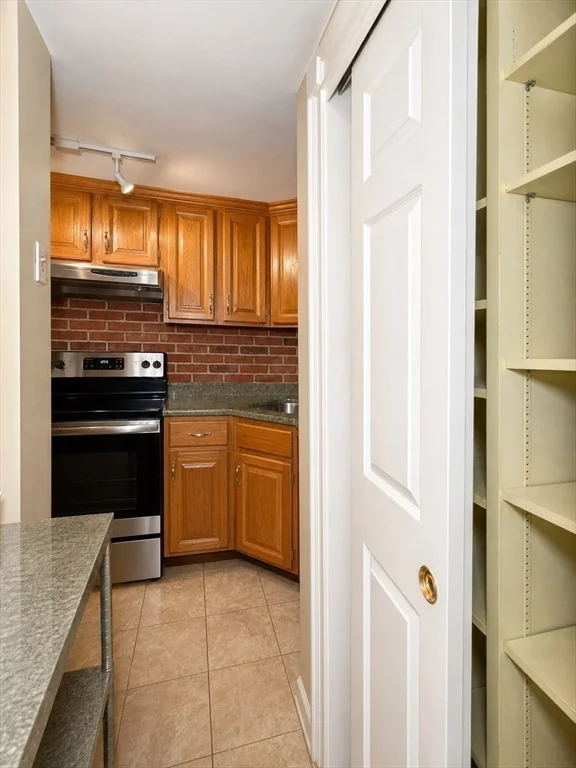1 bed, 1 bath apartment for rent at 315 Beacon St Unit 5, Back Bay — photo 14 of 16