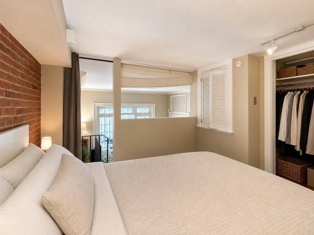 1 bed, 1 bath apartment for rent at 315 Beacon St Unit 5, Back Bay — photo 12 of 16