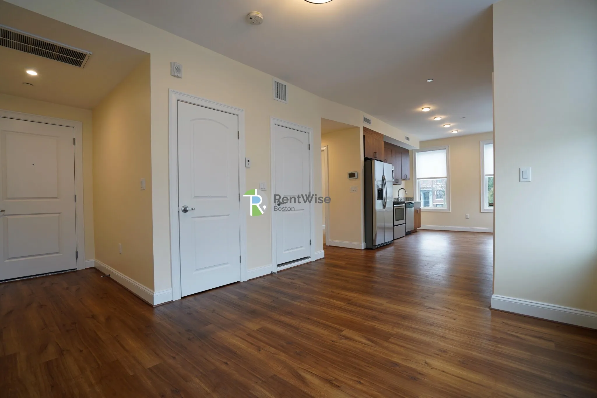 1.5 bed, 1 bath apartment for rent at 315 Broadway Unit 201, Winter Hill — photo 5 of 24