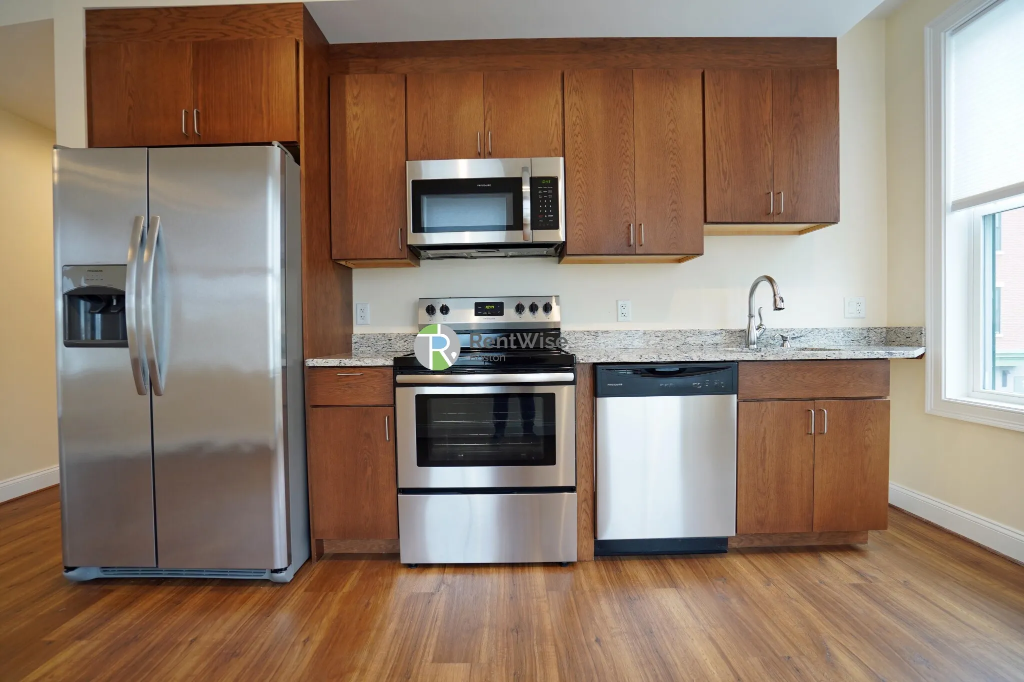 1.5 bed, 1 bath apartment for rent at 315 Broadway Unit 201, Winter Hill