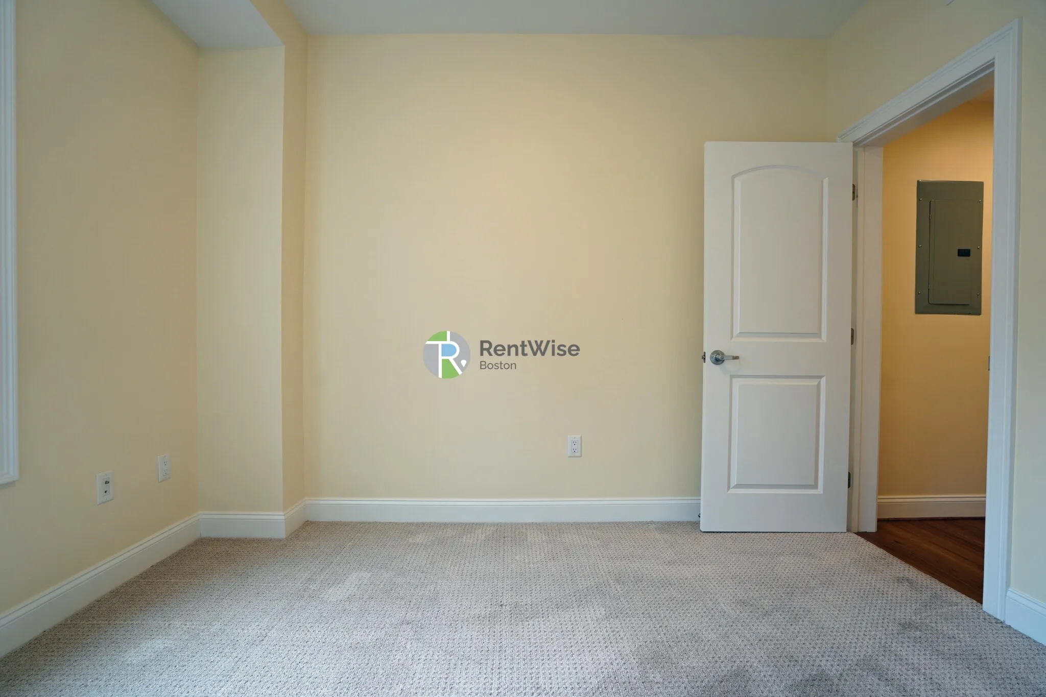 1.5 bed, 1 bath apartment for rent at 315 Broadway Unit 201, Winter Hill — photo 11 of 24