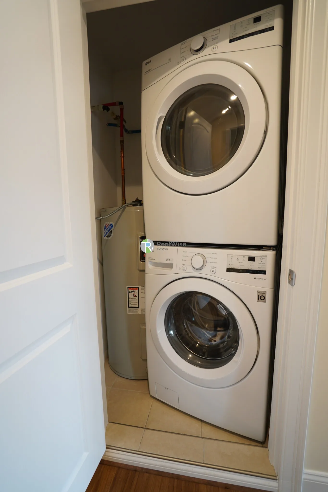 2 bed, 2 bath apartment for rent at 315 Broadway Unit 403, Winter Hill — photo 10 of 21