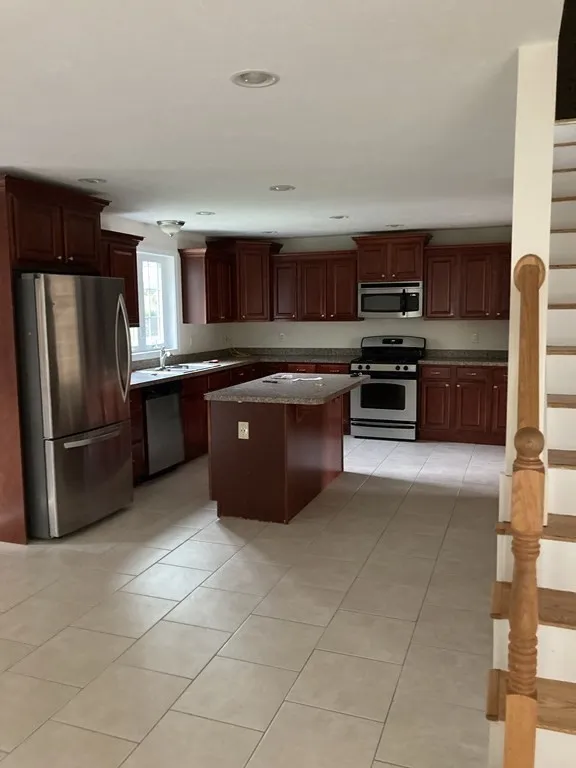 3 bed, 2 bath apartment for rent at 315 Central Unit B, Acton — photo 10 of 34