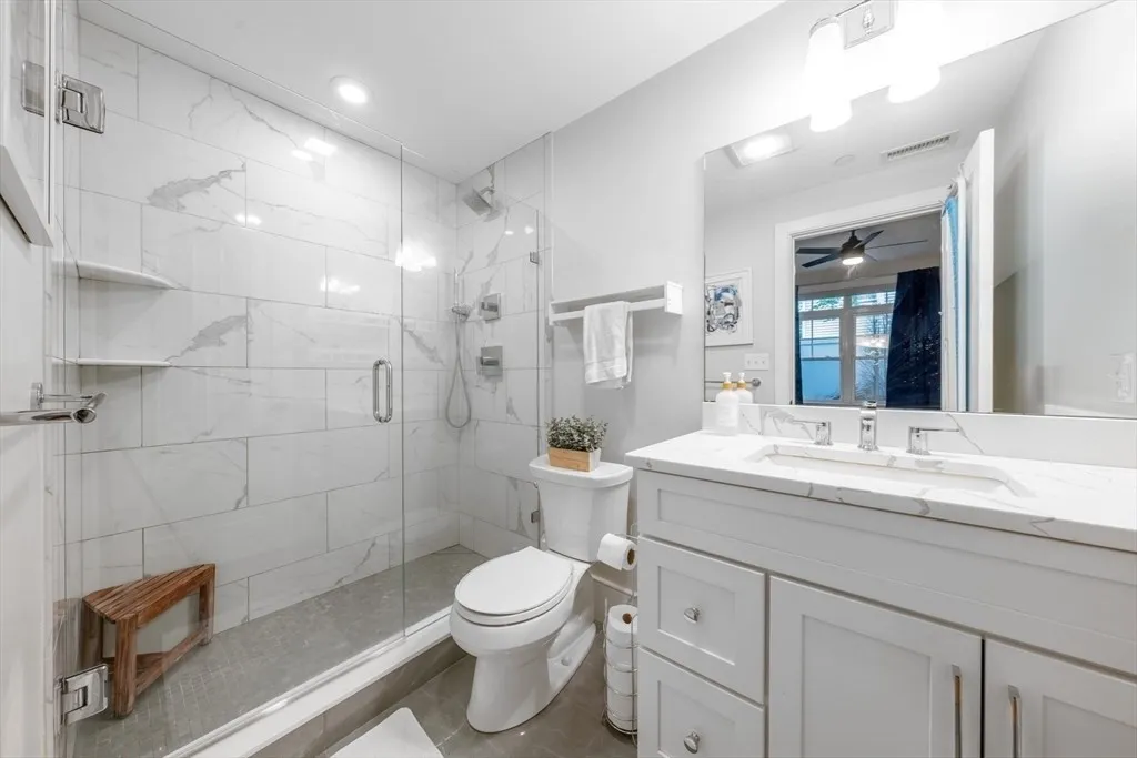 2 bed, 2 bath apartment for rent at 315 College Farm Rd Unit 1, Waltham — photo 9 of 15