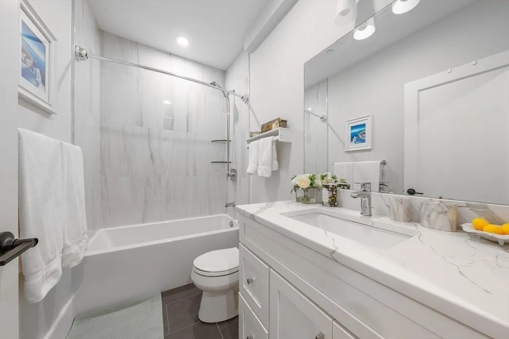 2 bed, 2 bath apartment for rent at 315 College Farm Rd Unit 1, Waltham — photo 11 of 15