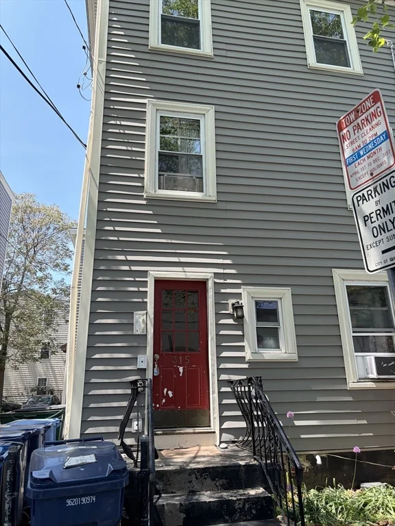 1 bed, 1 bath apartment for rent at 315 Elm St Unit 3, Wellington-Harrington — photo 11 of 11