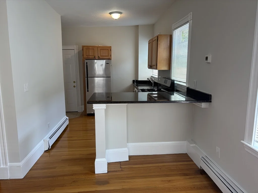 1 bed, 1 bath apartment for rent at 315 Elm St Unit 3, Wellington-Harrington — photo 5 of 11
