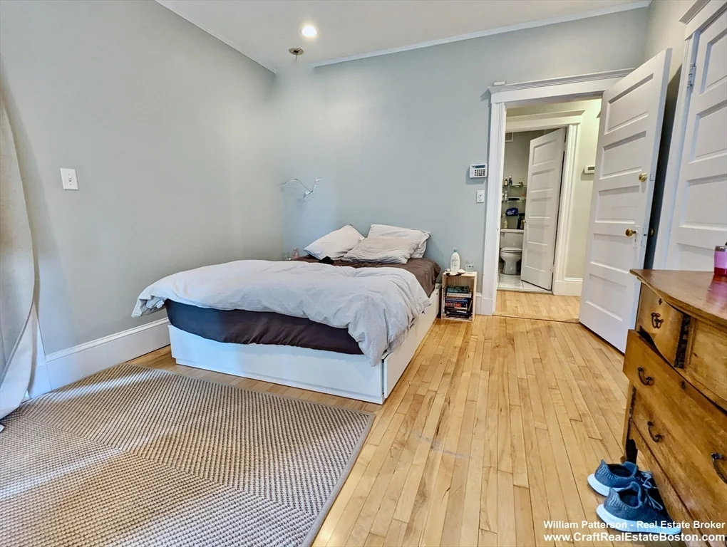 3 bed, 1 bath apartment for rent at 315 Harvard St Unit 2, Harvard Square — photo 17 of 31