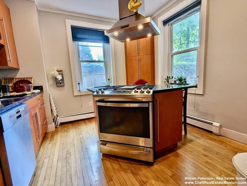 3 bed, 1 bath apartment for rent at 315 Harvard St Unit 2, Harvard Square — photo 9 of 31
