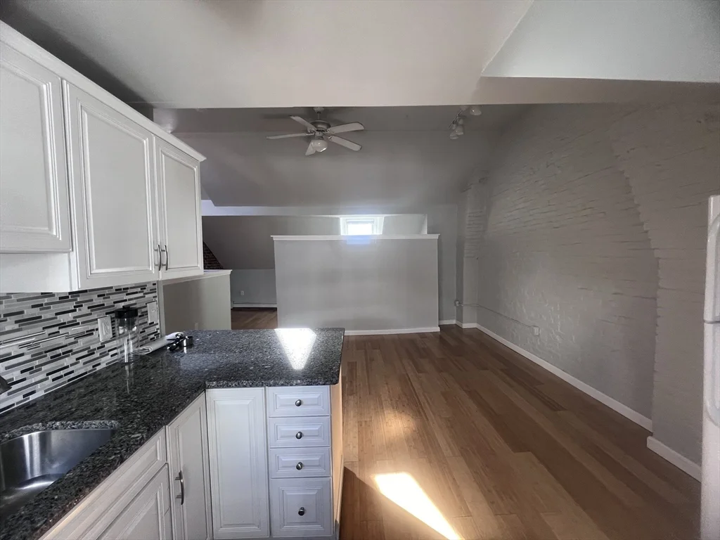1 bed, 1 bath apartment for rent at 315 Meridian St Unit 3, East Boston — photo 2 of 9