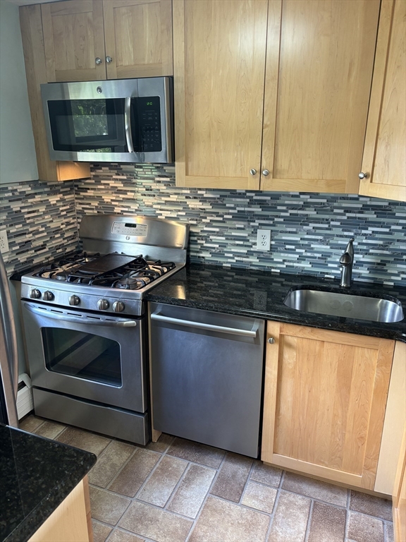 2 bed, 1 bath apartment for rent at 315 Neponset St Unit 56, Norwood — photo 4 of 19