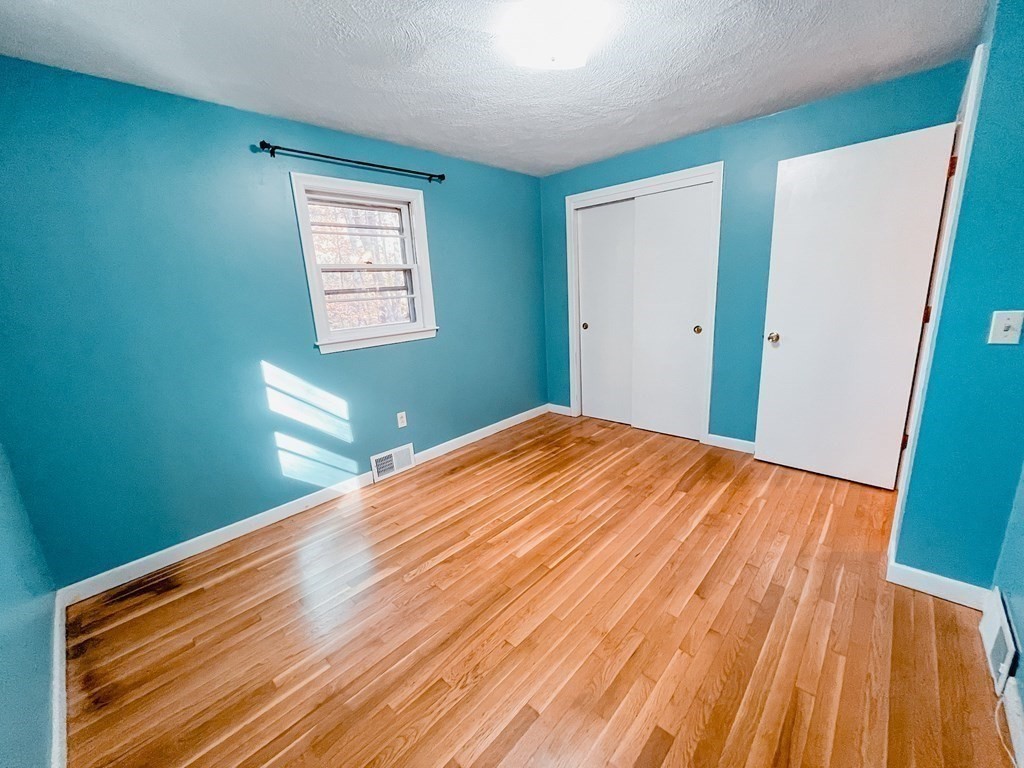 2 bed, 1 bath apartment for rent at 315 Oak St Unit 1, Norton — photo 12 of 19