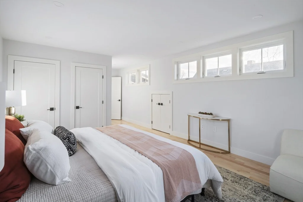4 bed, 3 bath apartment for rent at 315 Pearl St Unit 1, Cambridgeport — photo 19 of 33