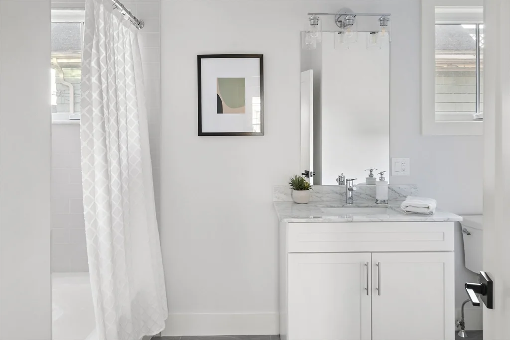 4 bed, 3 bath apartment for rent at 315 Pearl St Unit 1, Cambridgeport — photo 14 of 33