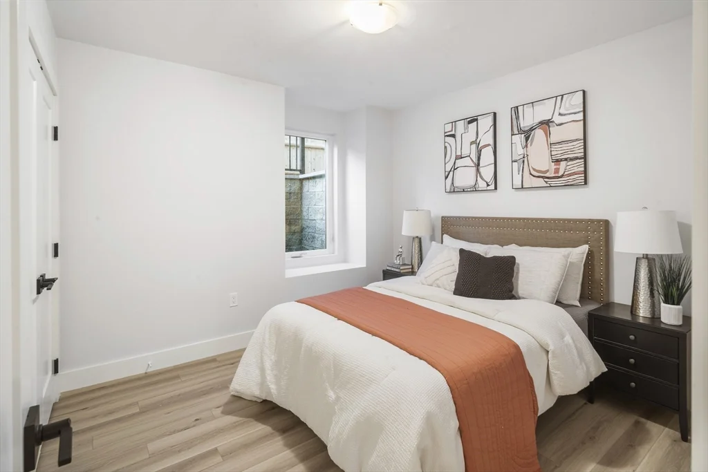 4 bed, 3 bath apartment for rent at 315 Pearl St Unit 1, Cambridgeport — photo 26 of 33