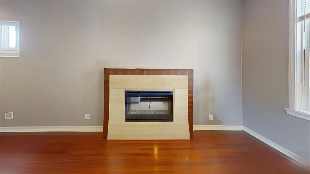 3 bed, 2 bath apartment for rent at 315 Silver Unit 2, South Boston — photo 4 of 13