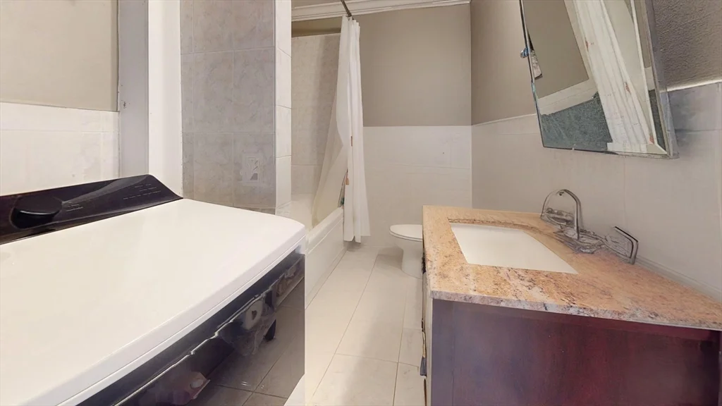 3 bed, 2 bath apartment for rent at 315 Silver Unit 2, South Boston — photo 11 of 13