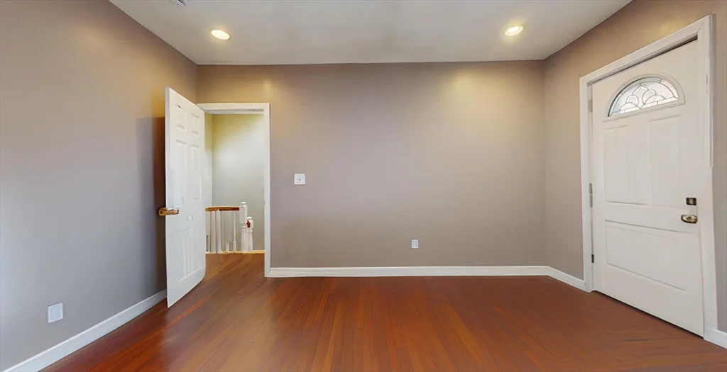 3 bed, 2 bath apartment for rent at 315 Silver Unit 2, South Boston — photo 8 of 13