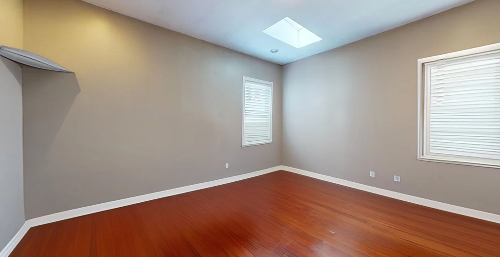 3 bed, 2 bath apartment for rent at 315 Silver Unit 2, South Boston — photo 5 of 13