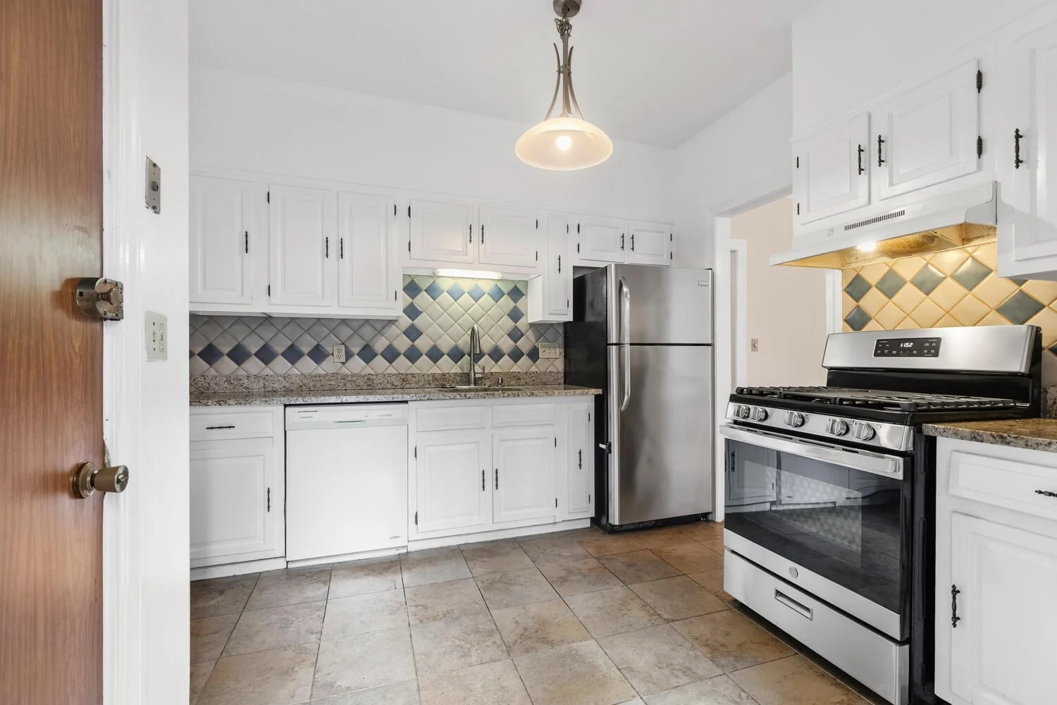 2 bed, 2 bath apartment for rent at 315 Tappan Unit 1, Brookline Hills — photo 13 of 28