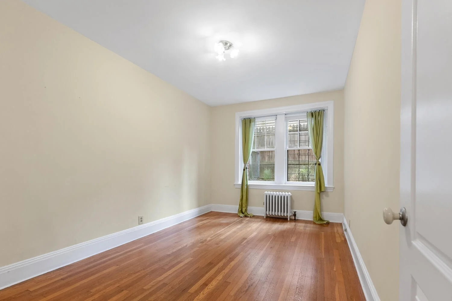 2 bed, 2 bath apartment for rent at 315 Tappan Unit 1, Brookline Hills — photo 22 of 28