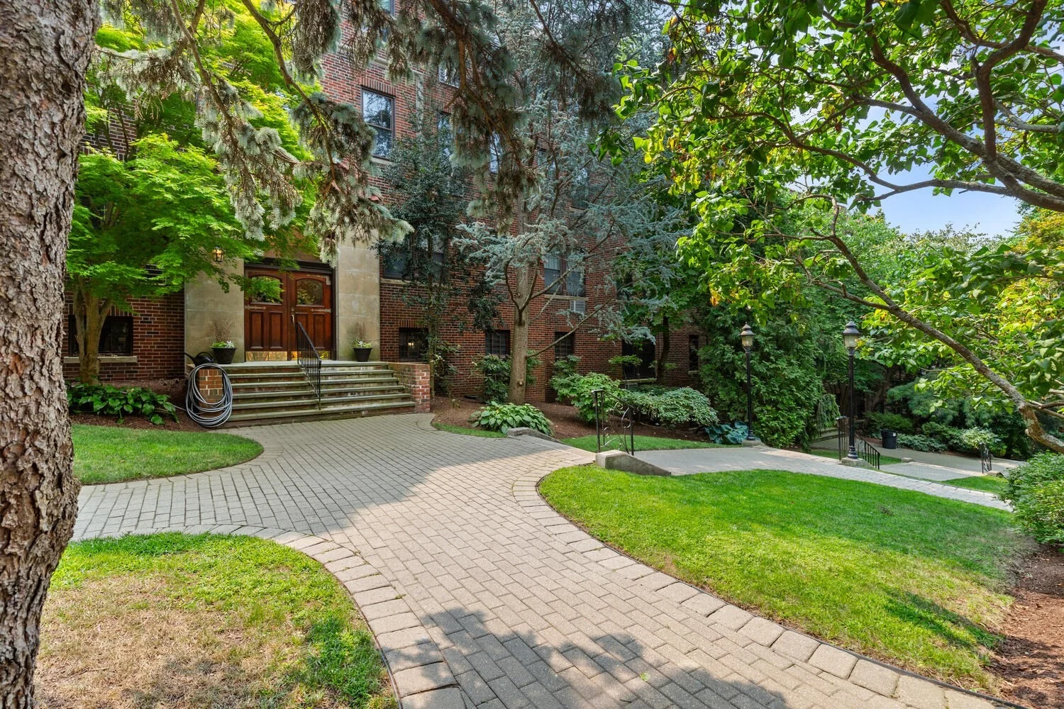 2 bed, 2 bath apartment for rent at 315 Tappan Unit 1, Brookline Hills — photo 25 of 28
