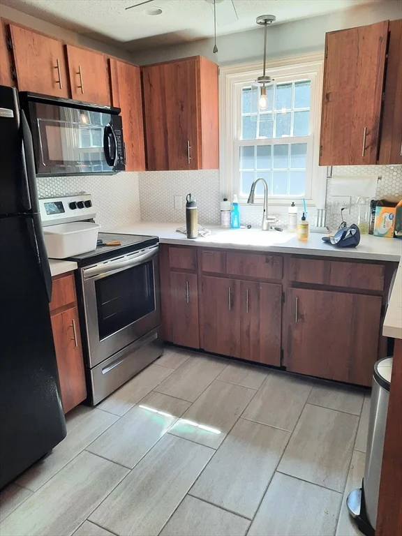 2 bed, 1 bath apartment for rent at 315 Twin Lakes Dr Unit 315, Halifax — photo 3 of 8