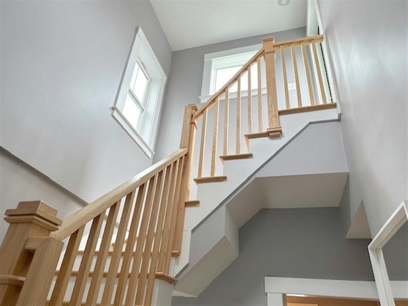 3 bed, 1.5 bath apartment for rent at 315 Windsor St Unit 1, Wellington-Harrington — photo 9 of 33