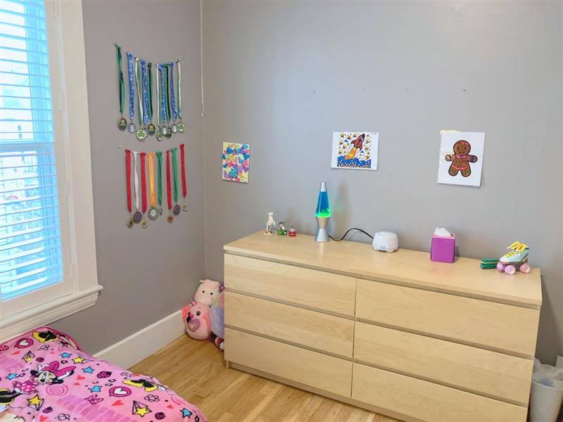 3 bed, 1.5 bath apartment for rent at 315 Windsor St Unit 1, Wellington-Harrington — photo 19 of 33