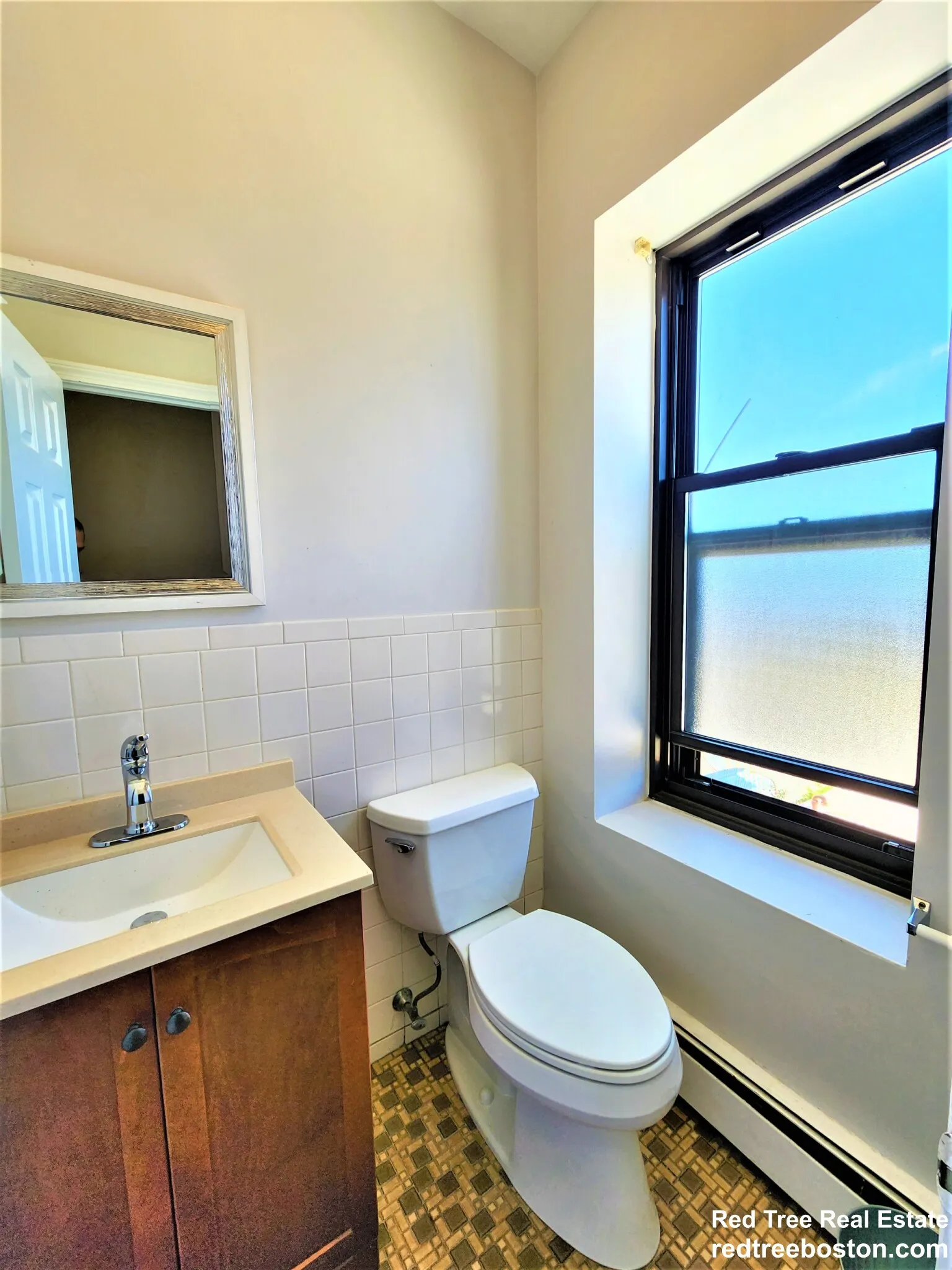 3 bed, 1.5 bath apartment for rent at 3150 Washington St Unit 3, Jamaica Plain — photo 9 of 15