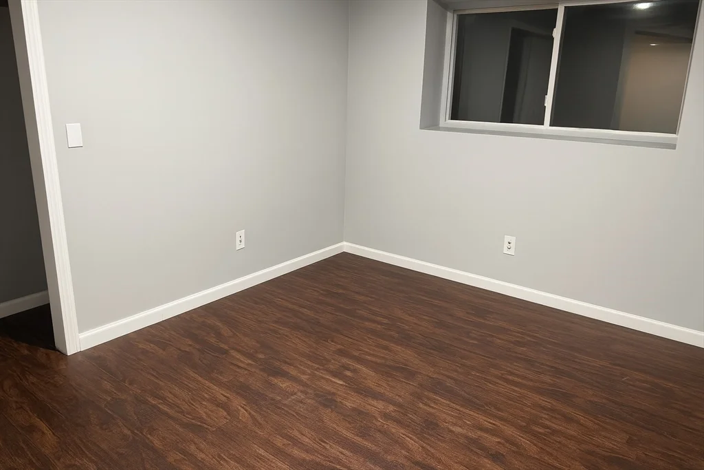 2 bed, 1 bath apartment for rent at 315R Weir St Unit R, Taunton — photo 7 of 8