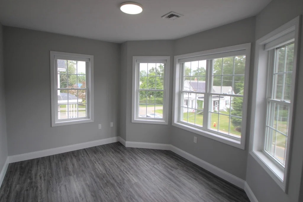 2 bed, 1 bath apartment for rent at 316 Commercial St Unit 2A, Whitman — photo 5 of 9