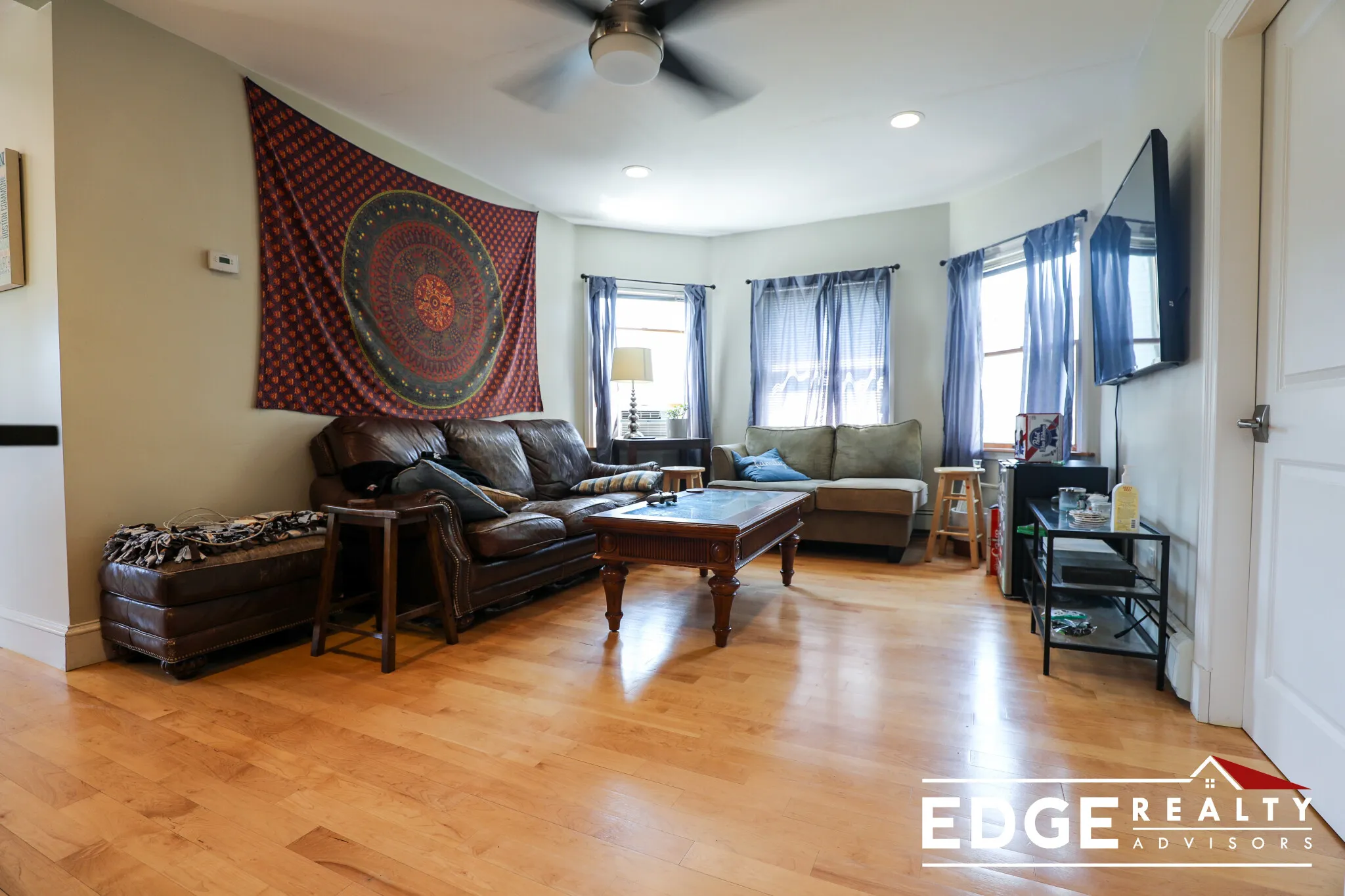 3 bed, 1 bath apartment for rent at 316 North Harvard St Unit 2, Allston — photo 8 of 10