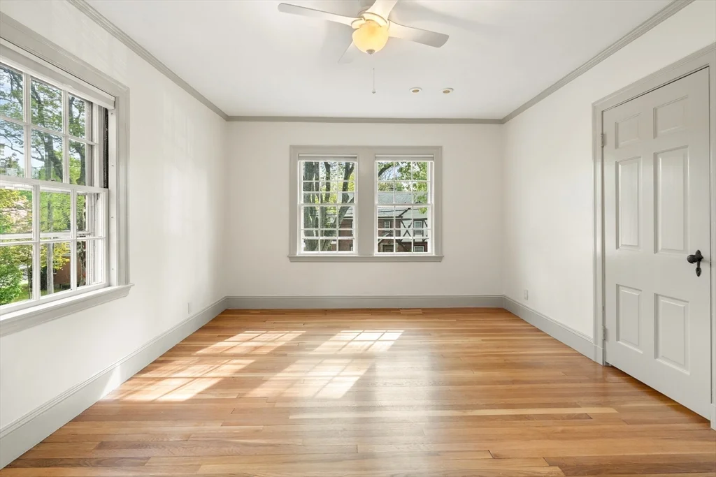 3 bed, 2 bath apartment for rent at 316 Russett Rd, Chestnut Hill — photo 19 of 38