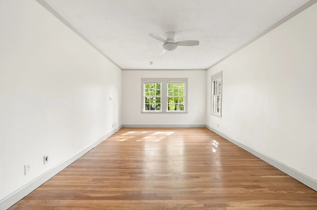 3 bed, 2 bath apartment for rent at 316 Russett Rd, Chestnut Hill — photo 25 of 38