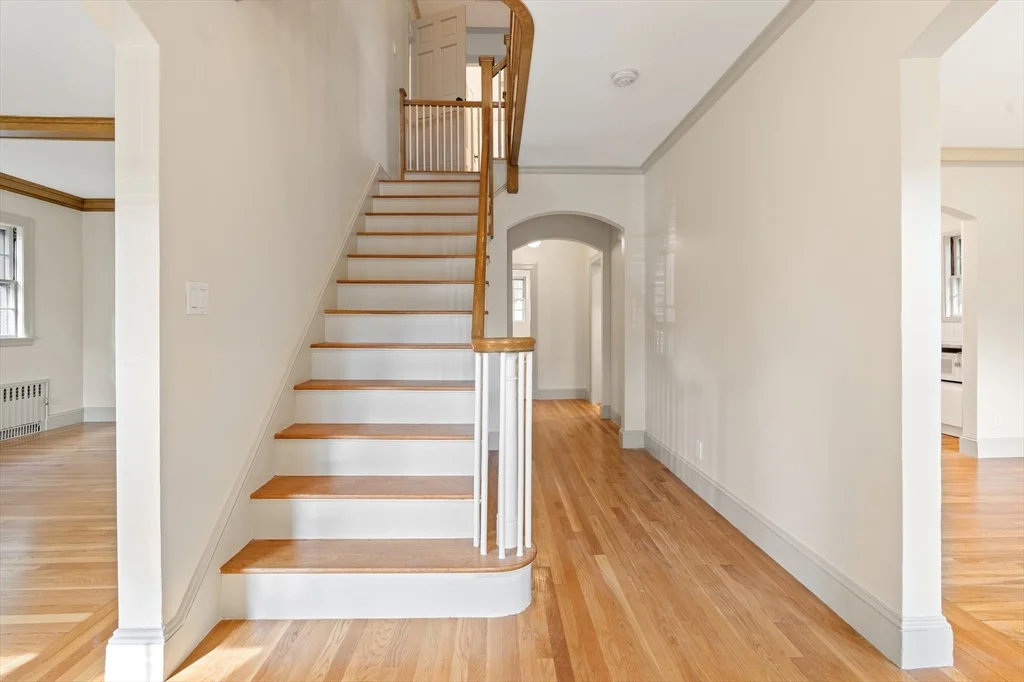 3 bed, 2 bath apartment for rent at 316 Russett Rd, Chestnut Hill — photo 16 of 38