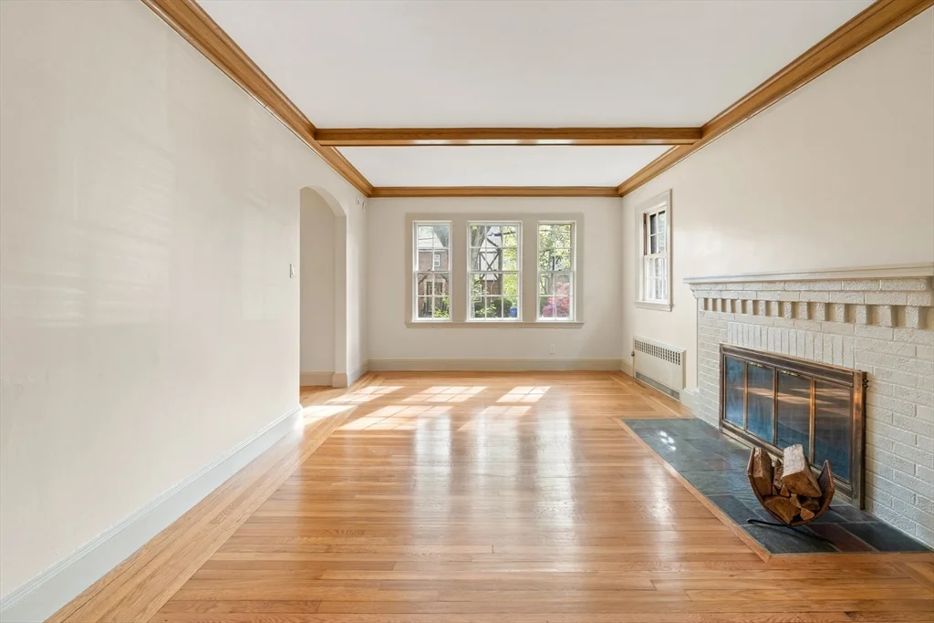 3 bed, 2 bath apartment for rent at 316 Russett Rd, Chestnut Hill — photo 14 of 38