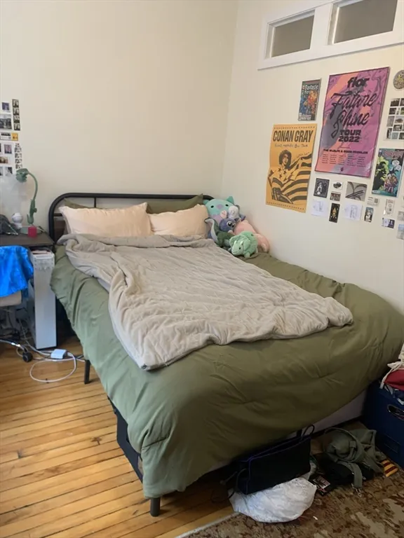 3 bed, 1 bath apartment for rent at 316 Saint Paul St Unit 4, North Brookline