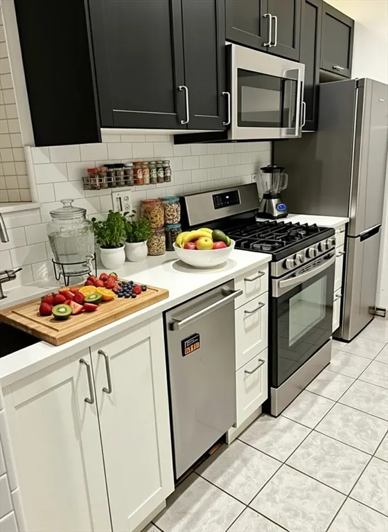 3 bed, 1 bath apartment for rent at 316 Saint Paul St Unit 5, North Brookline — photo 5 of 7