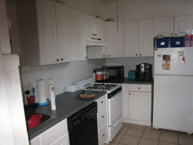 4 bed, 1 bath apartment for rent at 316 Saint Paul Unit 3, Coolidge Corner — photo 11 of 12