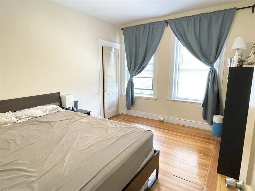 2 bed, 1 bath apartment for rent at 316 Summit Ave Unit 5, Brighton — photo 10 of 12