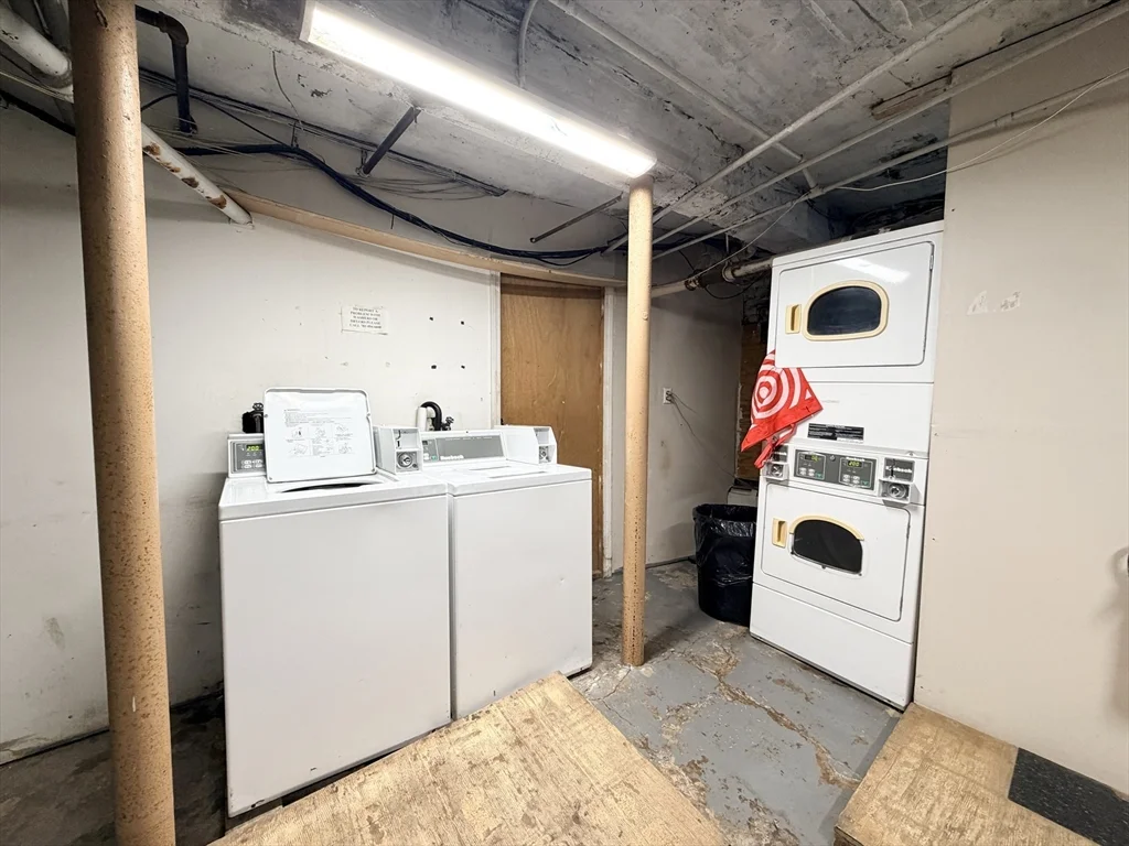 2 bed, 1 bath apartment for rent at 316 Summit Ave Unit 5, Brighton — photo 11 of 12